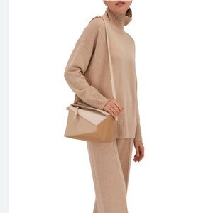 Lafayette 148 Cashmere sweater